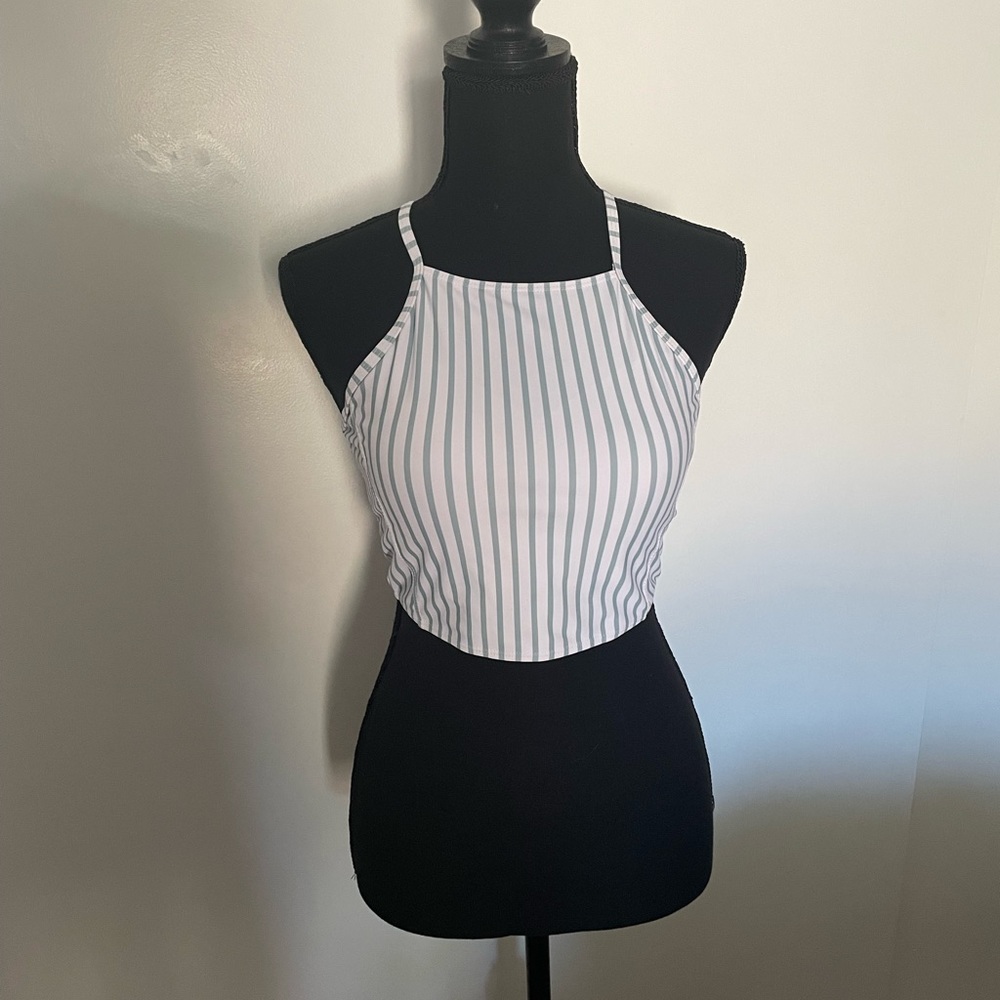 Bikini top, size medium